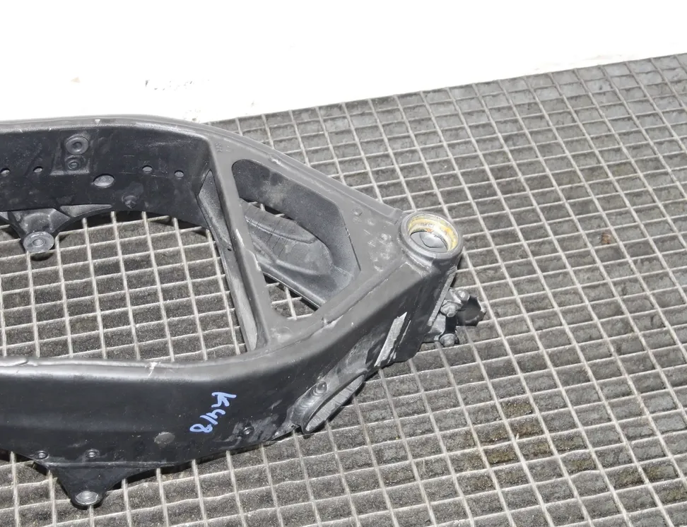 YAMAHA YZF-R Рама 33460149