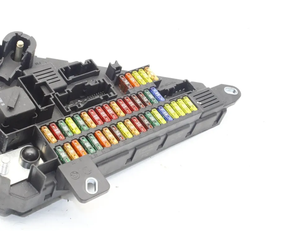 BMW 6 Series E63/E64 (2003-2010) Блок предохранителей 6906618 34358605