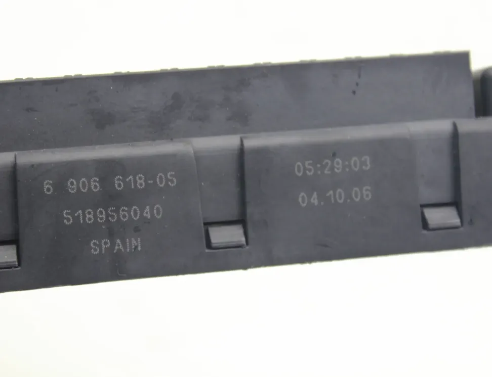 BMW 6 Series E63/E64 (2003-2010) Блок предохранителей 6906618 34358605