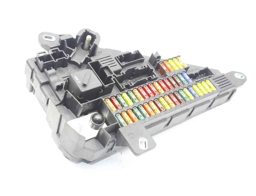 BMW 6 Series E63/E64 (2003-2010) Блок предохранителей 6906618 34358605