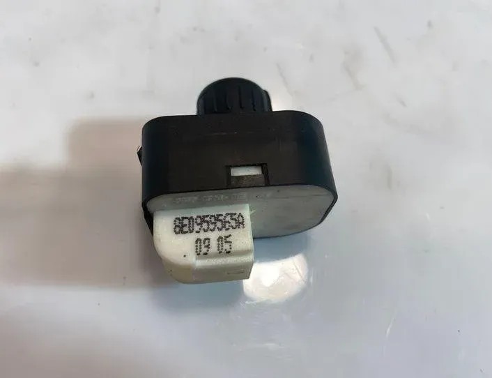 AUDI A6 C6/4F (2004-2011) Mirror adjustment switch 8E0959565A 18125525