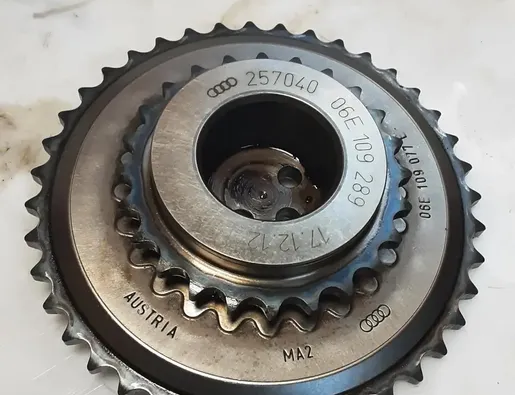 AUDI A7 C7/4G (2010-2020) Распределитель промежуточная шестерня 06E109289,06E109077E 25750958