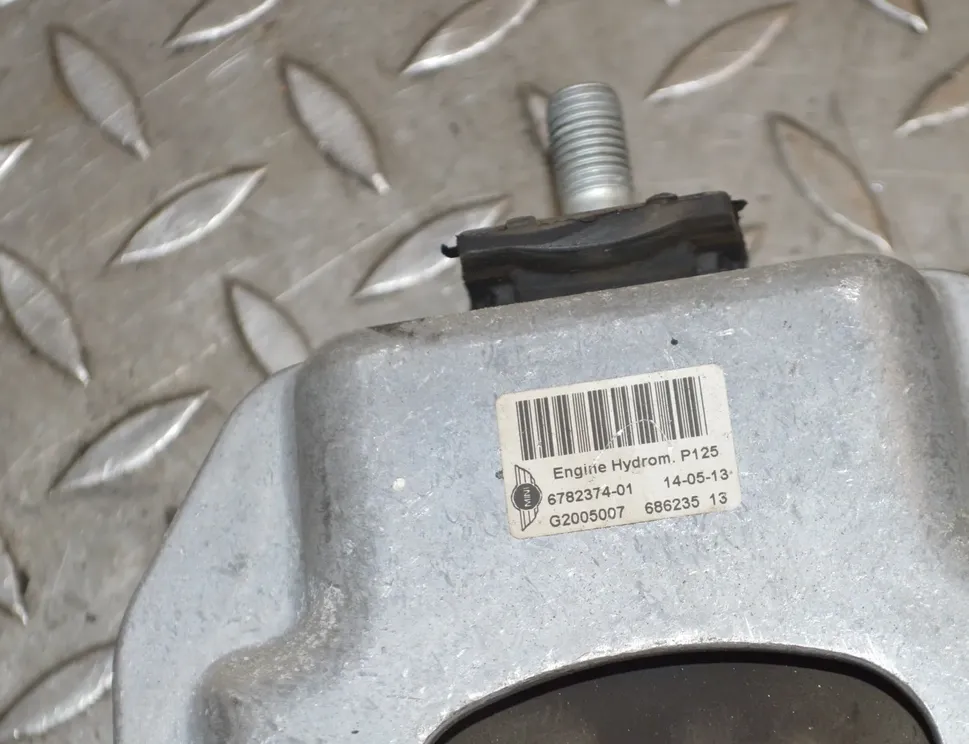 MINI Cabrio R57 (2008-2015) Right Side Engine Mount 6782374 12299900