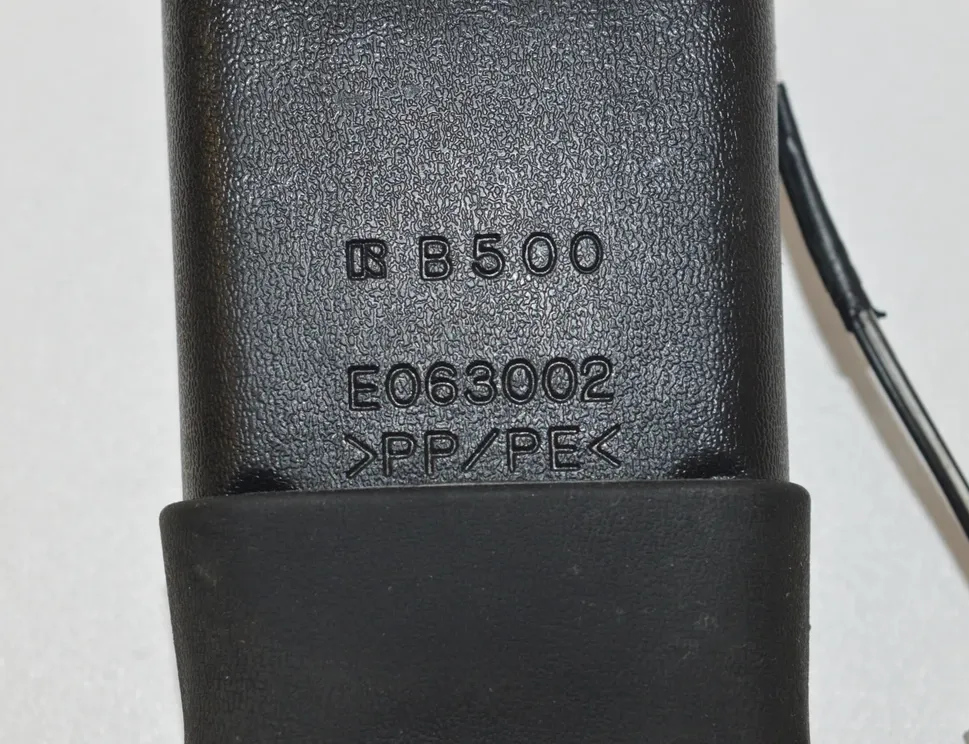 LEXUS GS 3 generation (2005-2012) Застежка сиденья задняя левая E063002,E034501 30731449