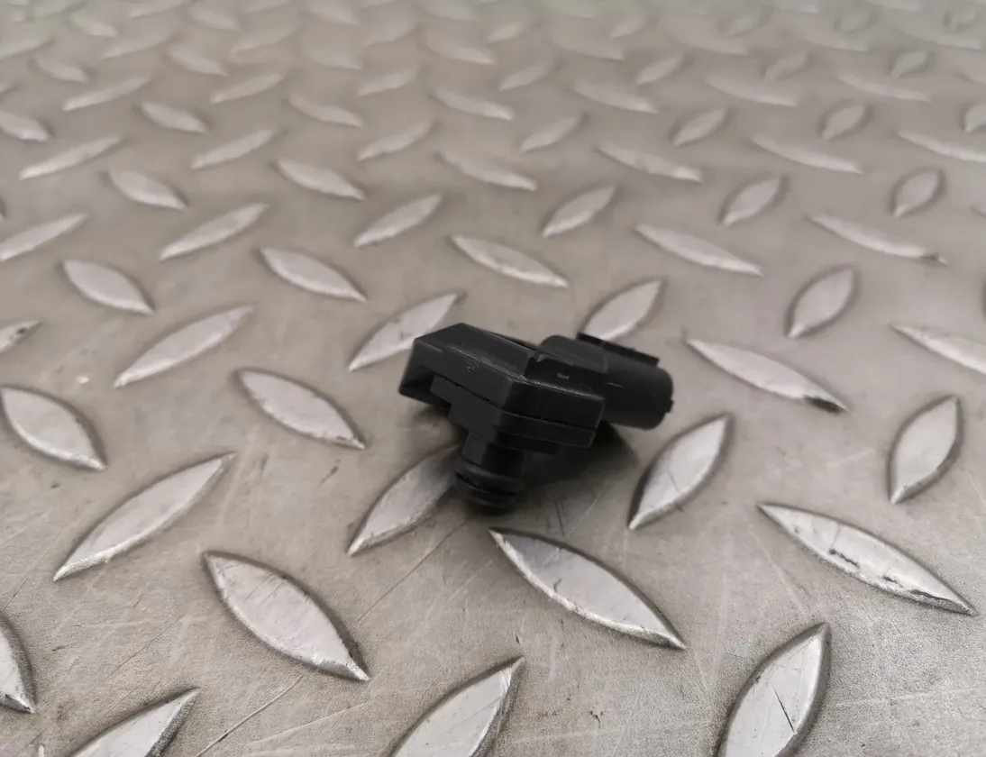 VOLVO XC60 2 generation (2017-2024) MAP Sensor 31372487 28000773