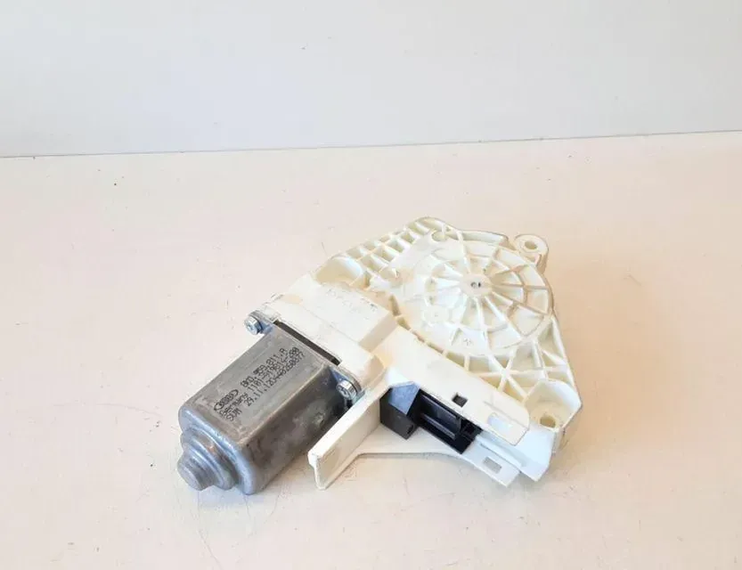 AUDI A4 B8/8K (2011-2016) Моторчик стеклоподъемника задней левой двери 8K0959811A 33623747