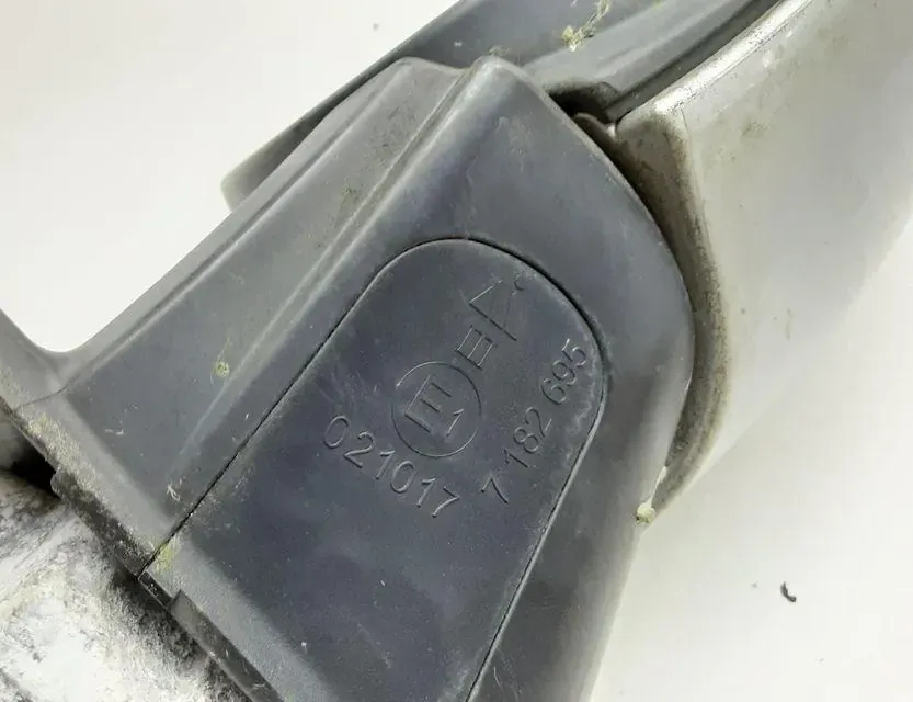 BMW 3 Series E90/E91/E92/E93 (2004-2013) Зеркало передней правой двери E1021017 33631700