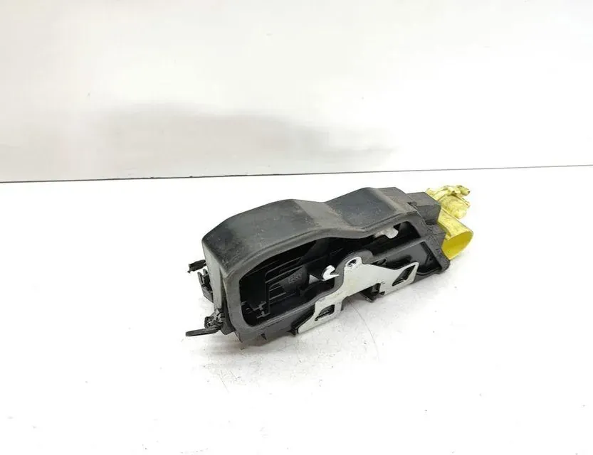 BMW X3 F25 (2010-2017) Front Right Door Lock 7283630 33636474