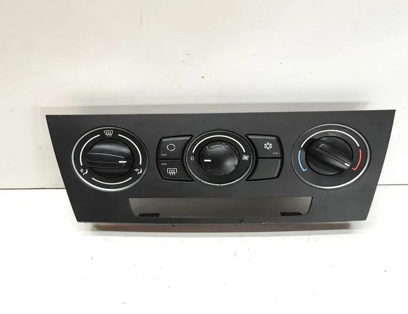 BMW 3 Series E90/E91/E92/E93 (2004-2013) Other Control Units 9168116 33637097