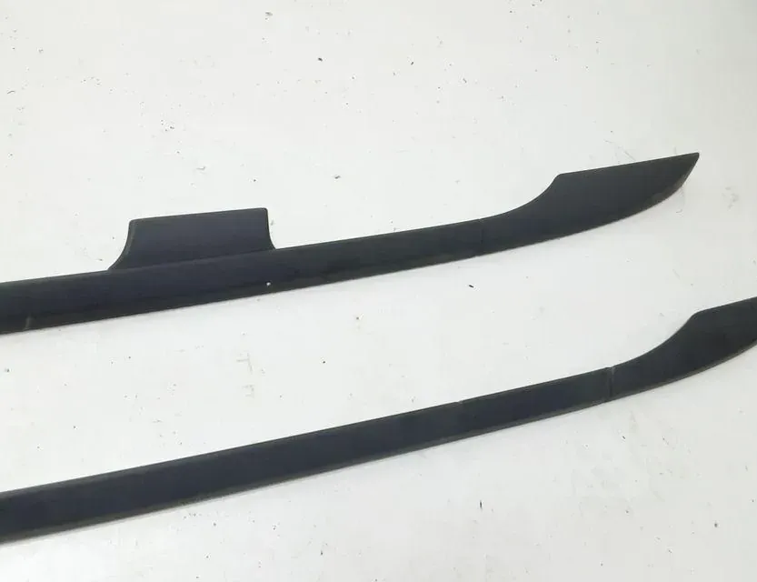 BMW X5 E53 (1999-2006) Rear Left Roof Handle 33638056