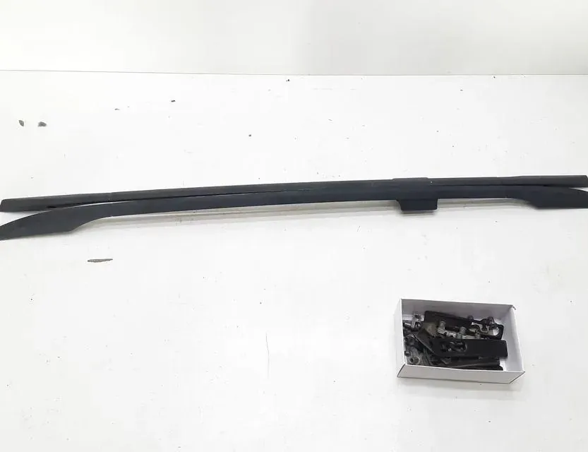 BMW X5 E53 (1999-2006) Rear Left Roof Handle 33638056