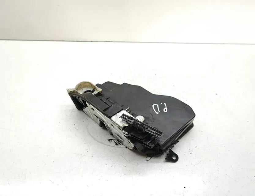 BMW 3 Series E90/E91/E92/E93 (2004-2013) Front Right Door Lock 7202144 33638439