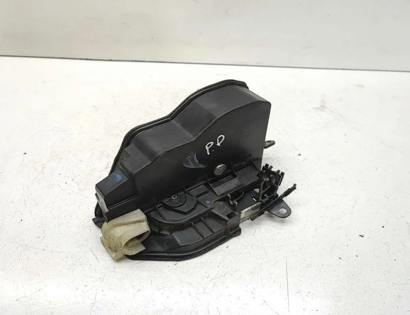 BMW X1 E84 (2009-2015) Front Right Door Lock 7202144 33639451