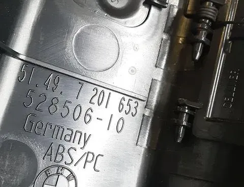 BMW 5 Series Gran Turismo F07 (2010-2017) Trunk Lock Trim 33639698