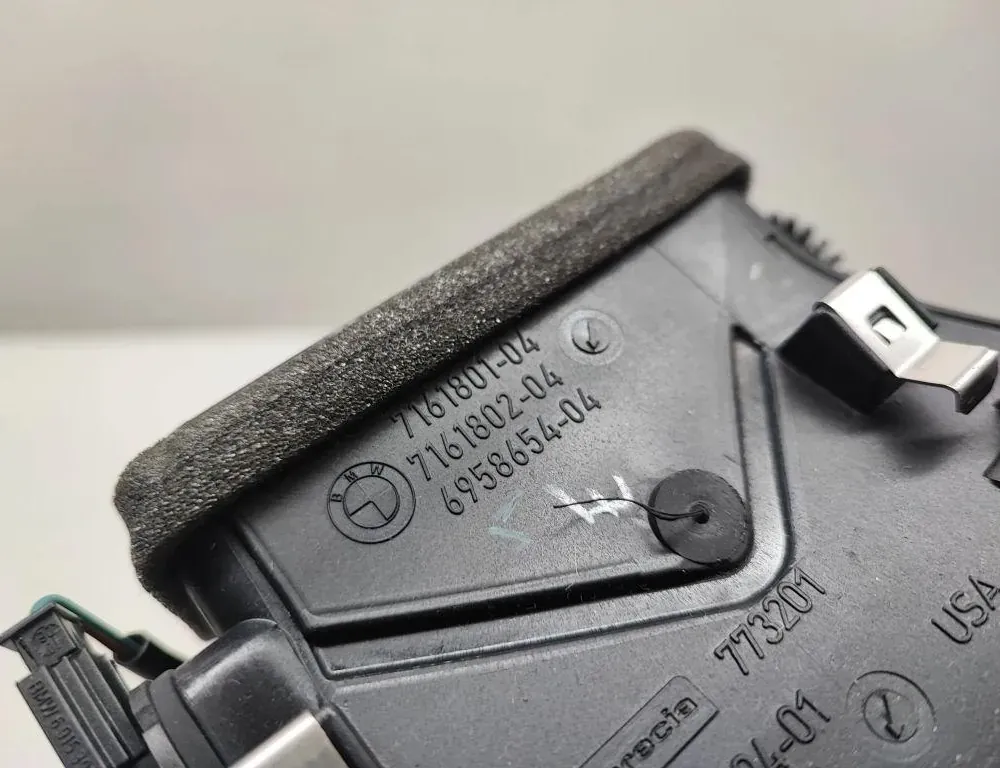 BMW X5 E70 (2006-2013) Вентиляционные отверстия центральной консоли 7161801 33641978