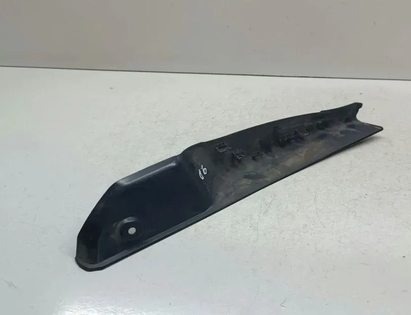 BMW 5 Series Gran Turismo F07 (2010-2017) Облицовка заднего правого фонаря 7224230 33650396