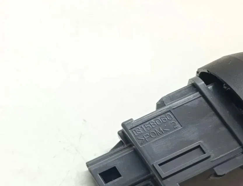 TOYOTA RAV4 5 generation (XA50) (2018-2024) Hazard button 15B060 33650918