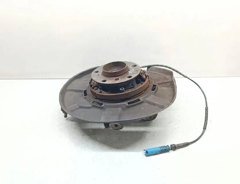 BMW X1 E84 (2009-2015) Ступица задняя правая 33657065