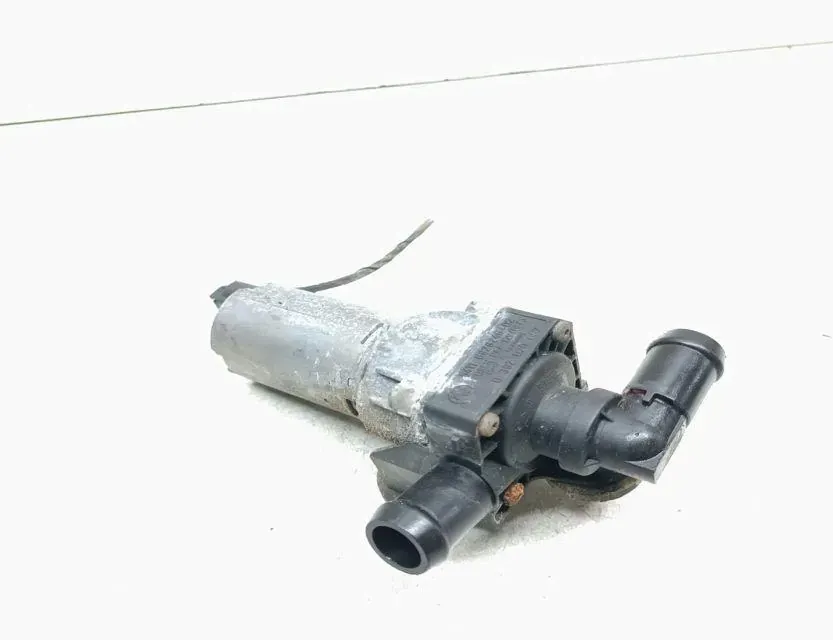 BMW 3 Series E90/E91/E92/E93 (2004-2013) Клапан радиатора отопления 692846,0392020097 33658740