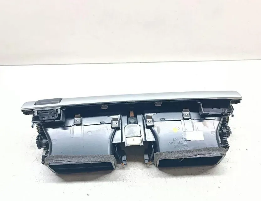 BMW X5 E70 (2006-2013) Вентиляционные отверстия центральной консоли 7161801 33660880