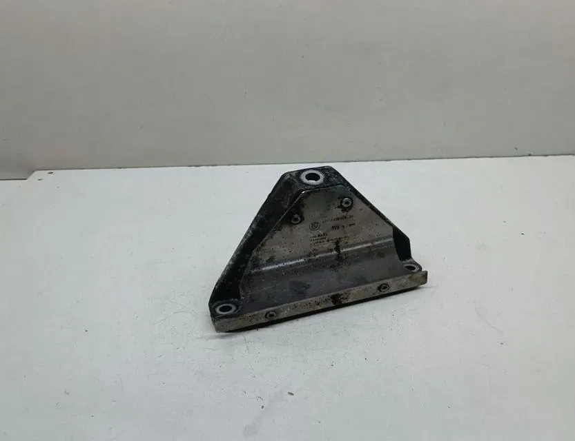 BMW 5 Series Gran Turismo F07 (2010-2017) Engine Bracket Right Side 6777628 33670359