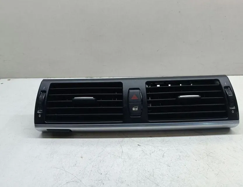 BMW X5 E70 (2006-2013) Вентиляционные отверстия центральной консоли 9220101 33671013