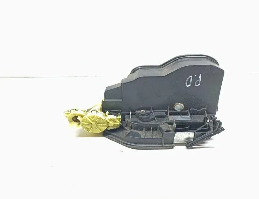 BMW X3 F25 (2010-2017) Замок двери передний правый 7283630 33671410