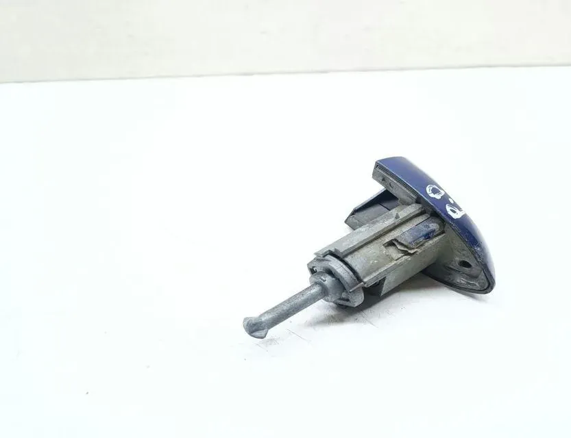 BMW X5 E53 (1999-2006) Замок двери передний правый 33671599