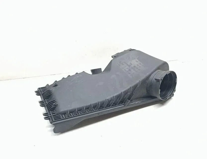 PORSCHE Cayenne 958 (2010-2018) Верхняя часть корпуса воздушного фильтра 7P0129601 33672781