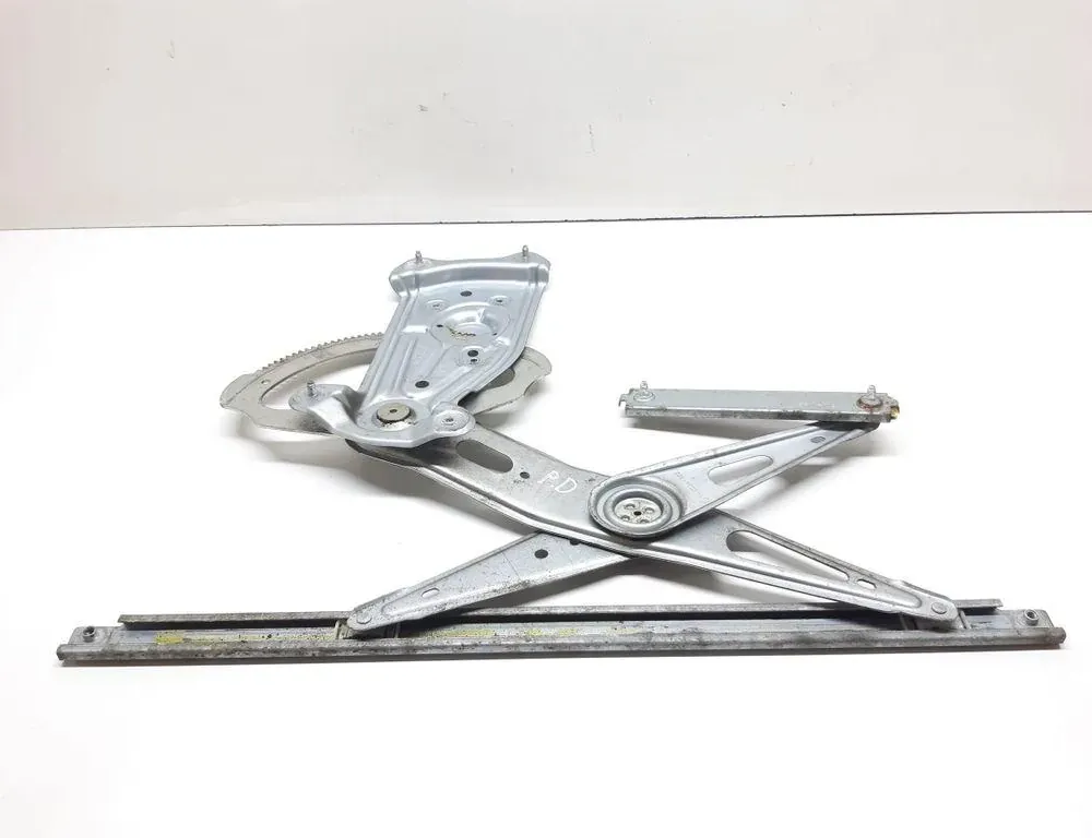 RENAULT Scenic 3 generation (2009-2015) Стеклоподъемник задней правой двери 807205115R 33676272