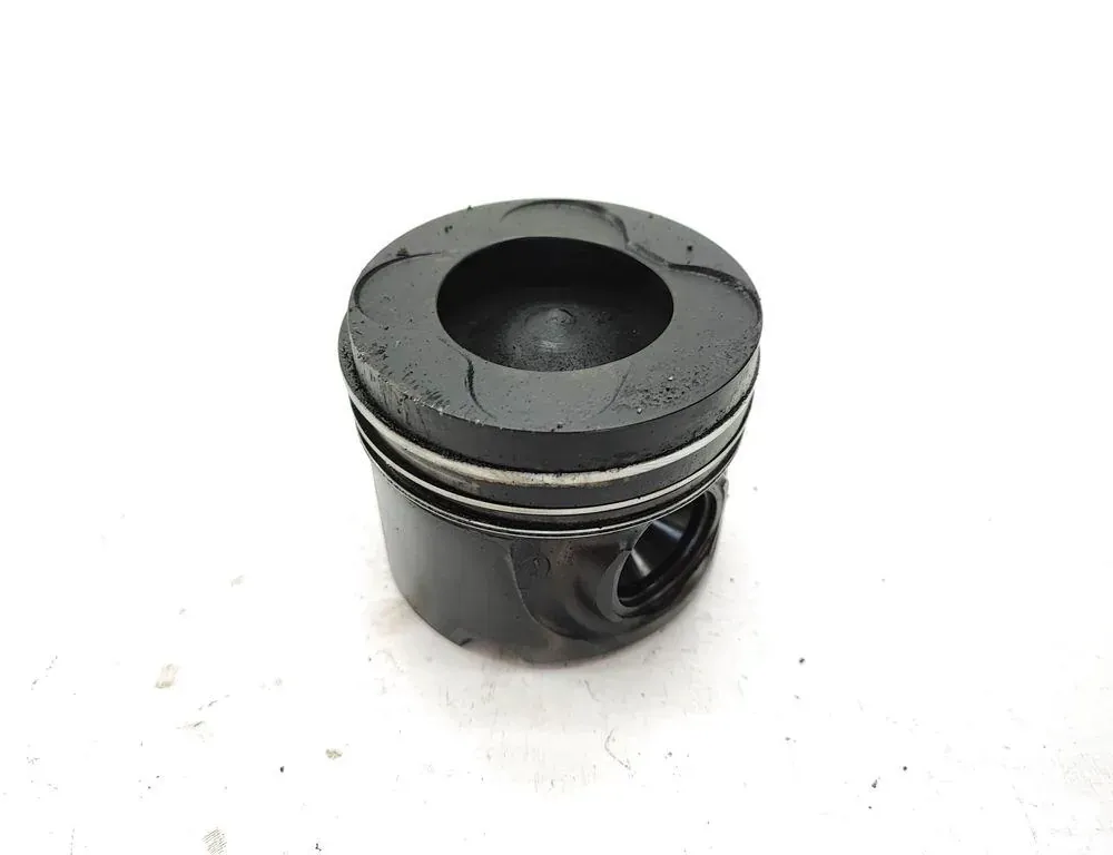 BMW 3 Series E90/E91/E92/E93 (2004-2013) Piston 84L107 33678101