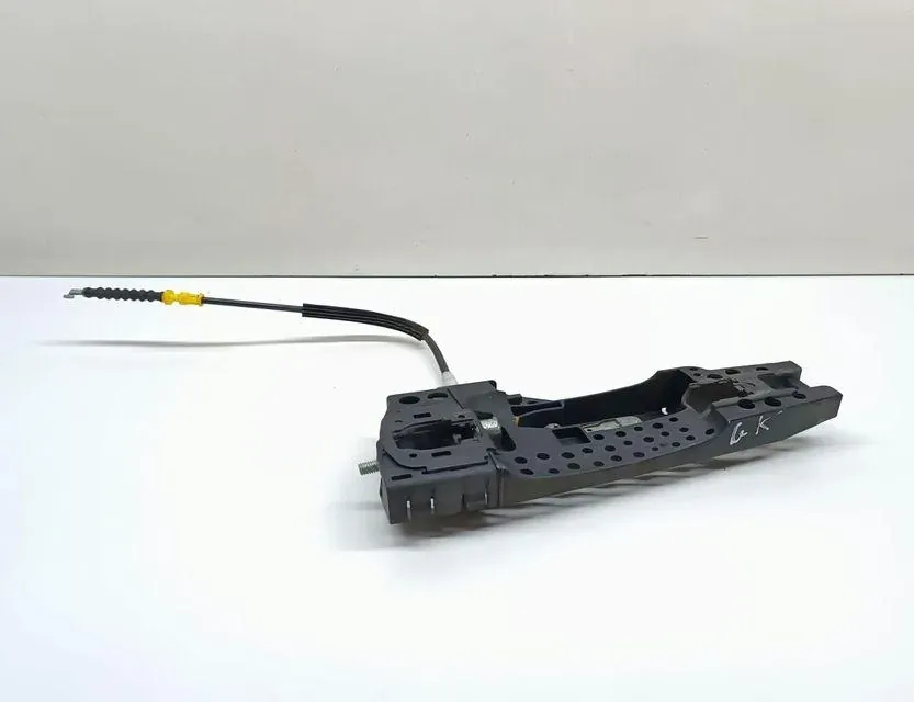 AUDI A4 B9/8W (2015-2024) Кронштейн ручки задней левой двери 8T01837885A 33678471