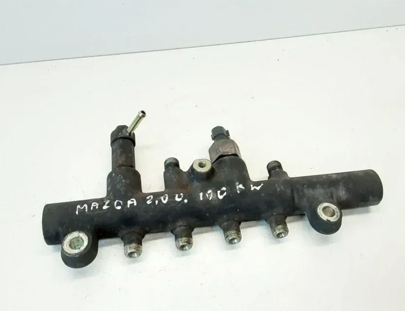 MAZDA 6 GG (2002-2007) Топливная рейка 6110 33697408