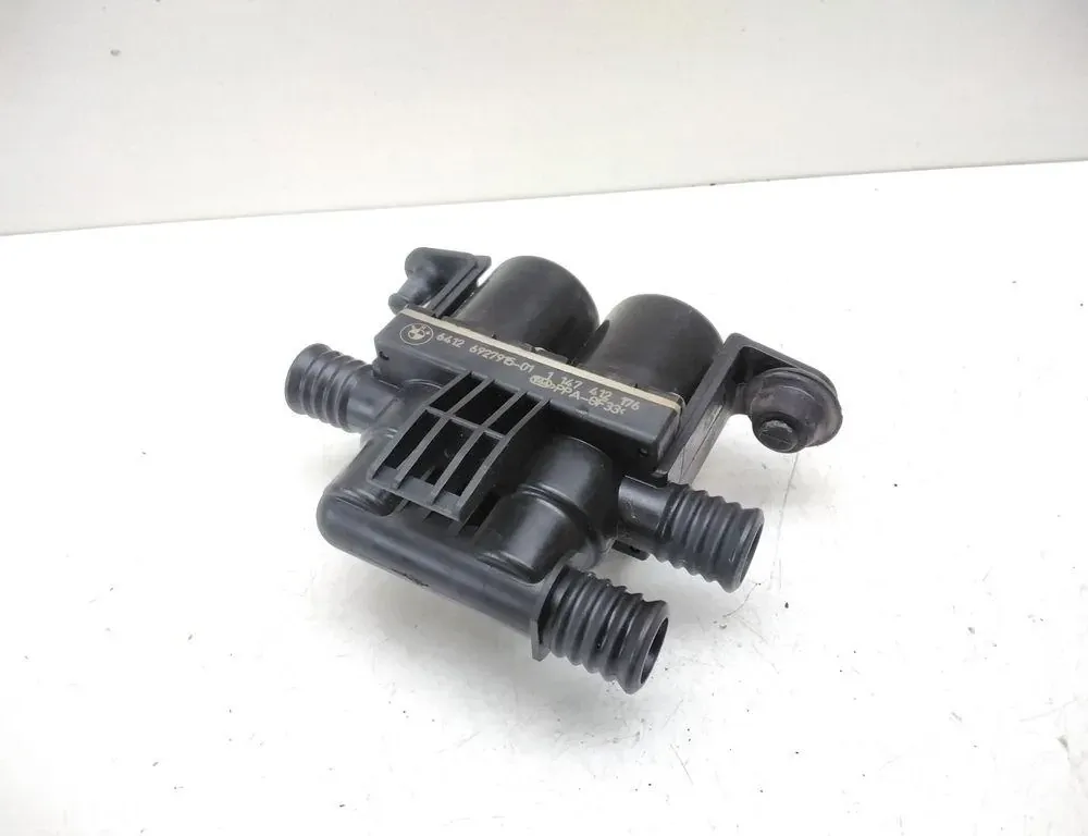 BMW 5 Series E60/E61 (2003-2010) Клапан радиатора отопления 6927915 33700577