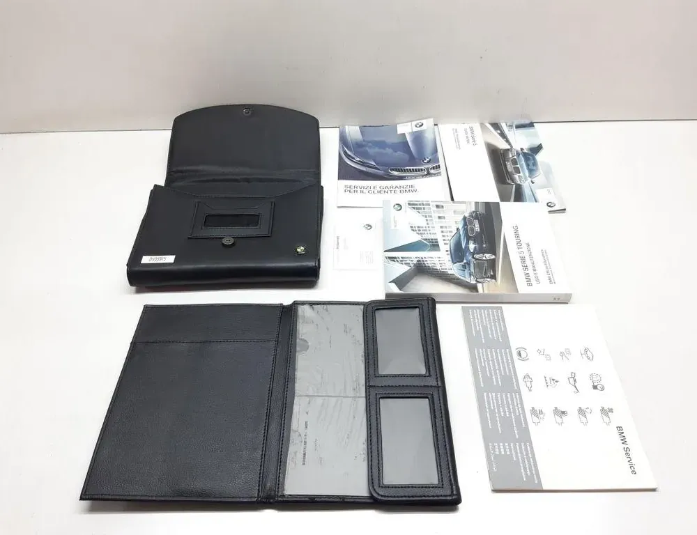 BMW 5 Series F10/F11 (2009-2017) Книга обслуживания 33703622