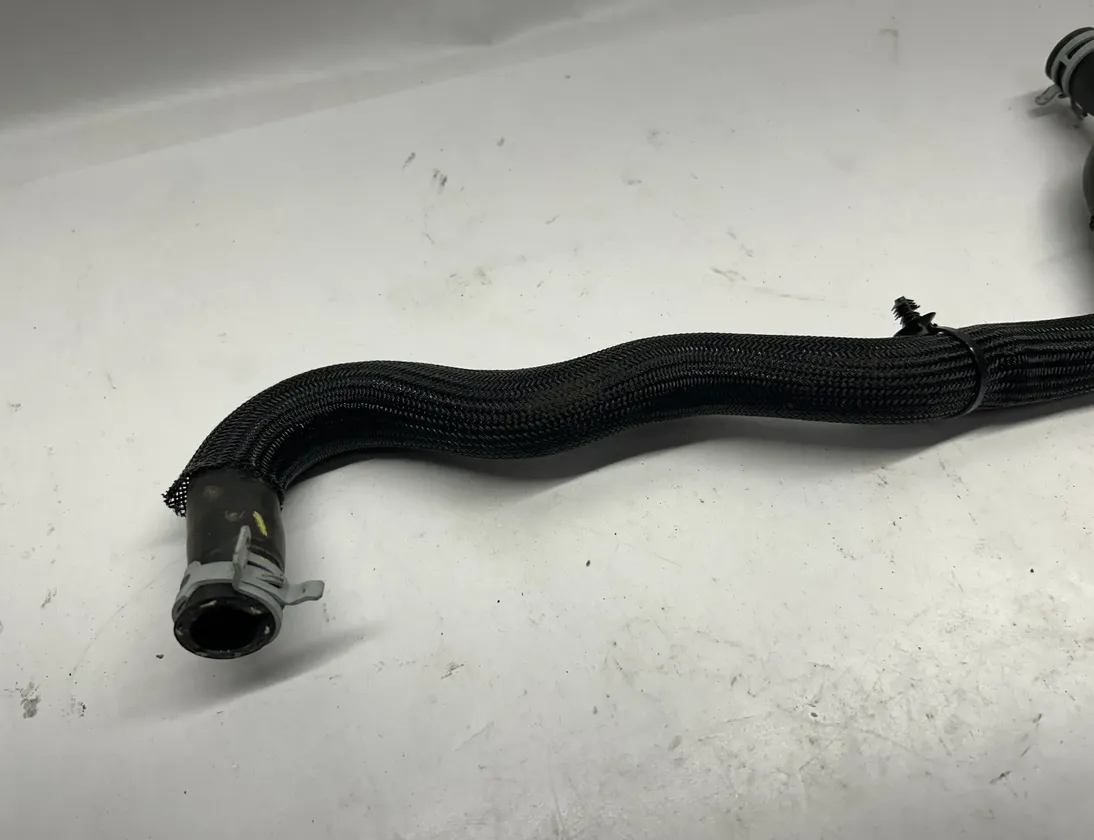 FORD USA Mustang Mach-E 1 generation (2020-2024) Шланги охлаждающей жидкости LJ938C351BB,LJ93-8C351-BB 30249820