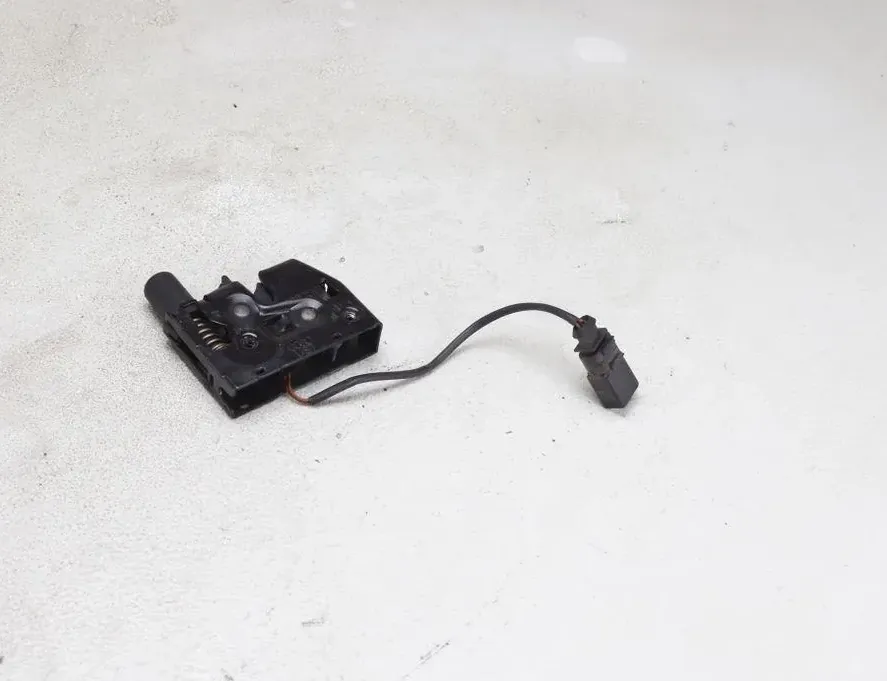 AUDI A6 C6/4F (2004-2011) Замок капота 4G0823509C 33282035
