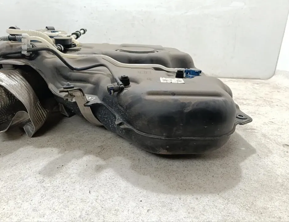 MERCEDES-BENZ GLS-Class X167 (2019-2024) Fuel Tank A1670041399,A1674705100,410126AC,4101208AA 36195387