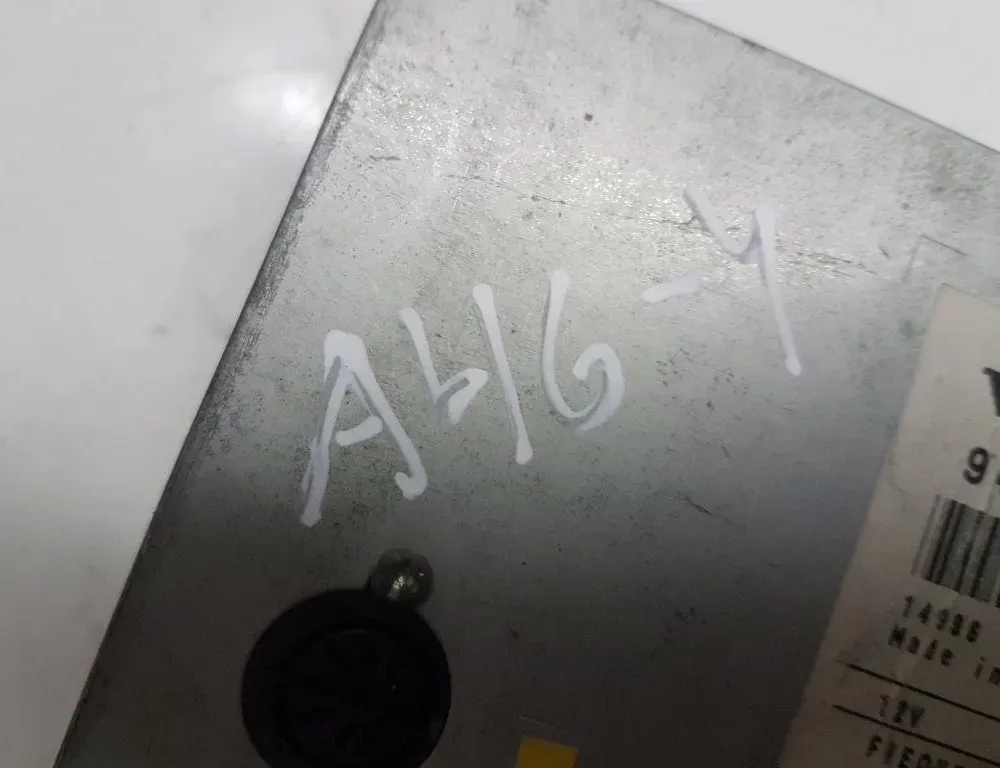 VOLVO V70 2 generation (2000-2008) Video control module 94898541 23179773