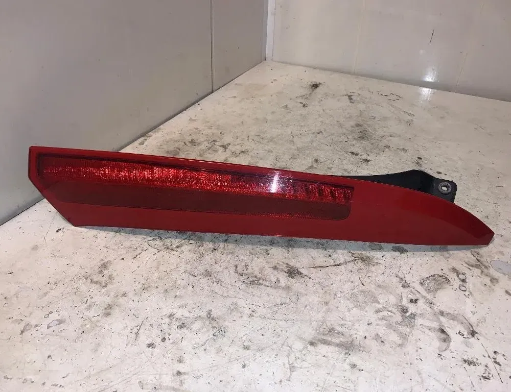 VOLVO XC90 1 generation (2002-2014) Rear Right Taillight Lamp 31395072 23197796