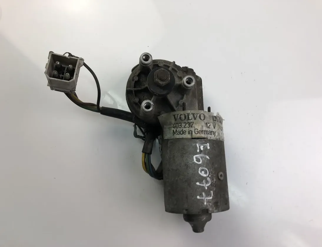 VOLVO V90 1 generation (1996-1998) Двигатель стеклоочистителей 1392140 23451608