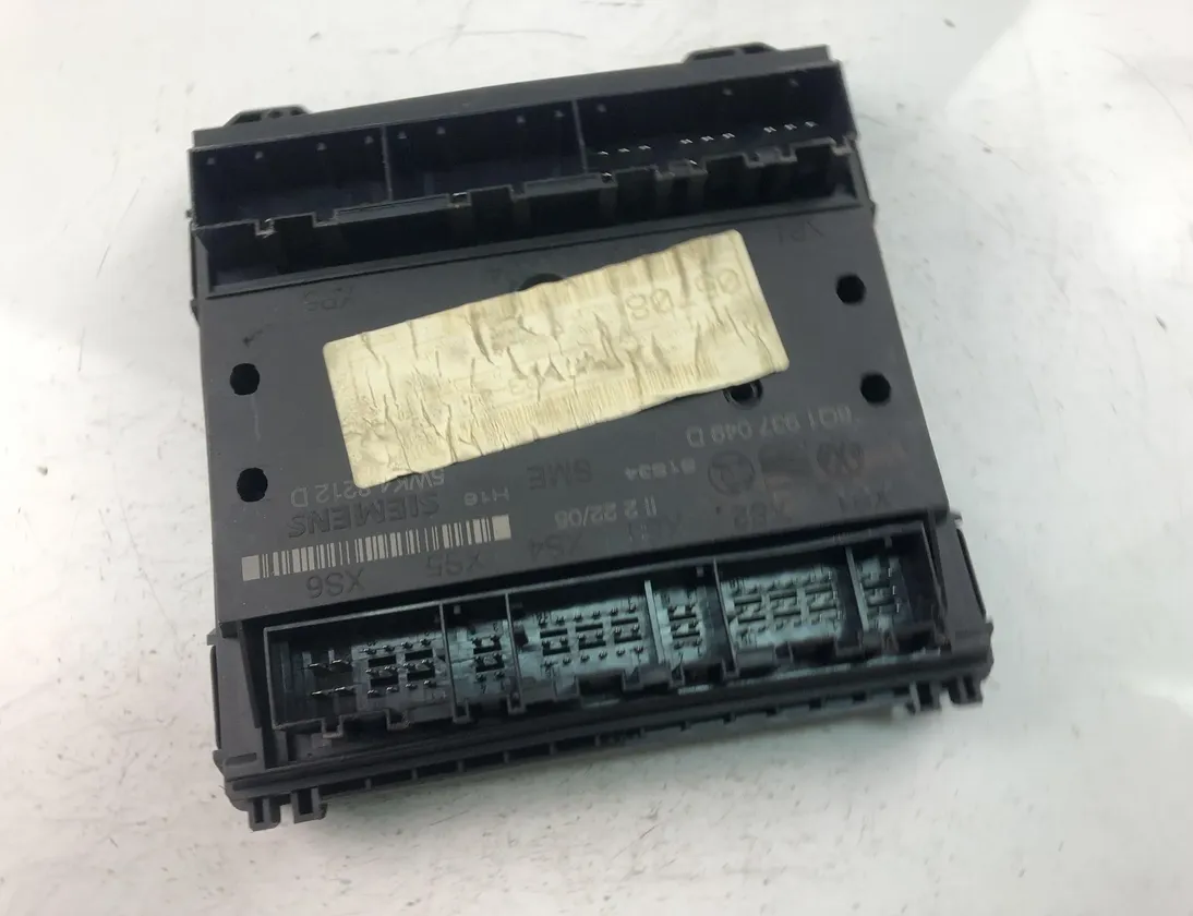 SKODA Fabia 6Y (1999-2007) Comfort Control Unit 6Q1937049D 23474333