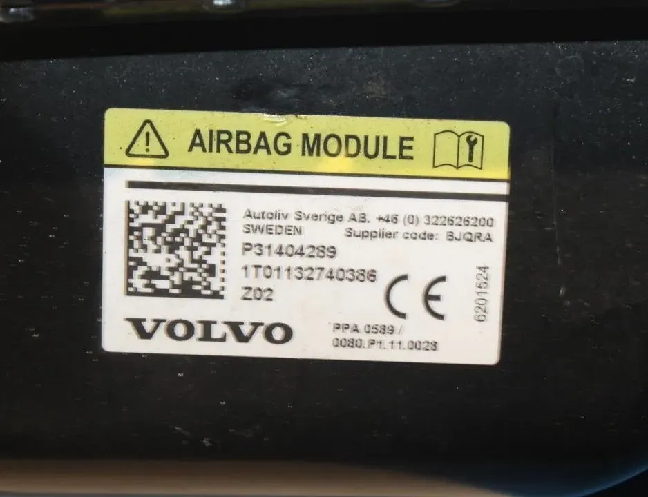 VOLVO V40 2 generation (2012-2020) Dashboard Airbag SRS 31404289 31810853