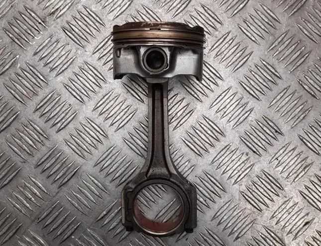 FORD Kuga 3 generation (2019-2023) Pistons Set 33695944