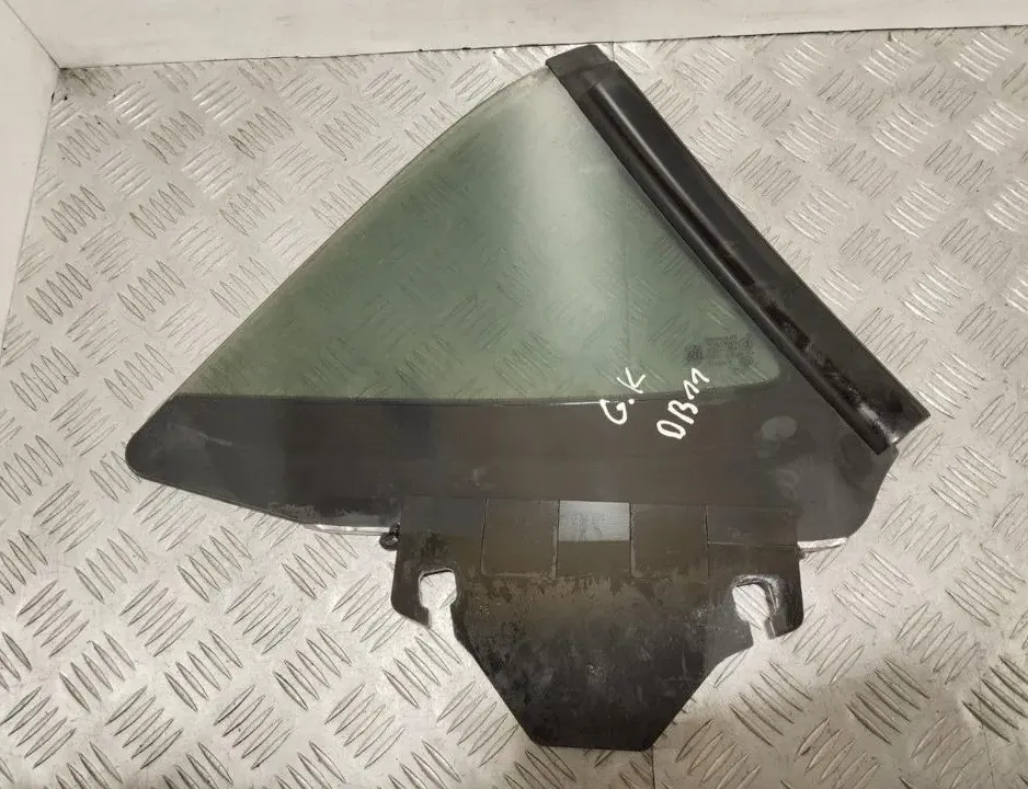 ASTON MARTIN DB11 1 generation (2016-2023) Left side rear body window 43R001598 34839961