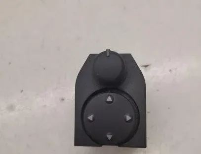 AUDI A4 B5/8D (1994-2001) Mirror adjustment switch 8D0959565A 23934562