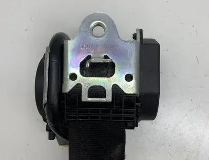 AUDI A4 B7/8E (2004-2008) Front Left Seatbelt 8E0857705F 23943660