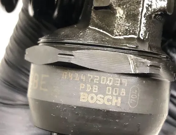 VOLKSWAGEN Passat B7 (2010-2015) Форсунка 038130073AL 33824452