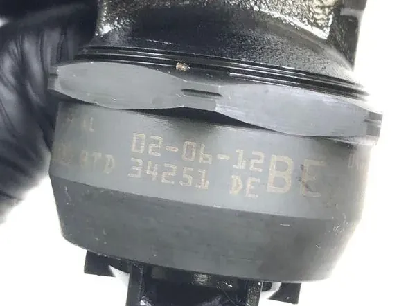 VOLKSWAGEN Passat B7 (2010-2015) Форсунка 038130073AL 33824452