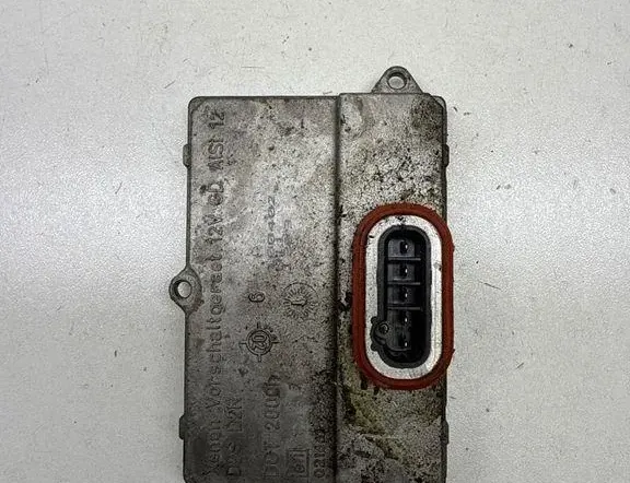 AUDI A8 D3/4E (2002-2010) Xenon Light Control Unit 5DV00829000 33824666